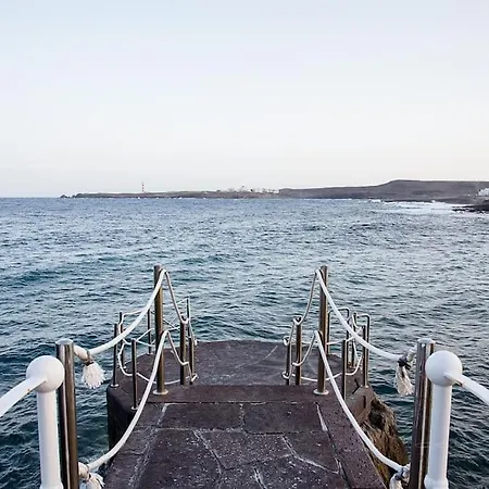 Sea View 2b アパート ポリス・デ・アボナ