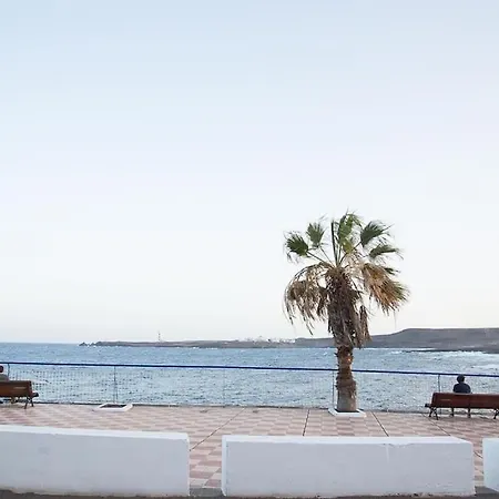 Sea View 2b ポリス・デ・アボナ